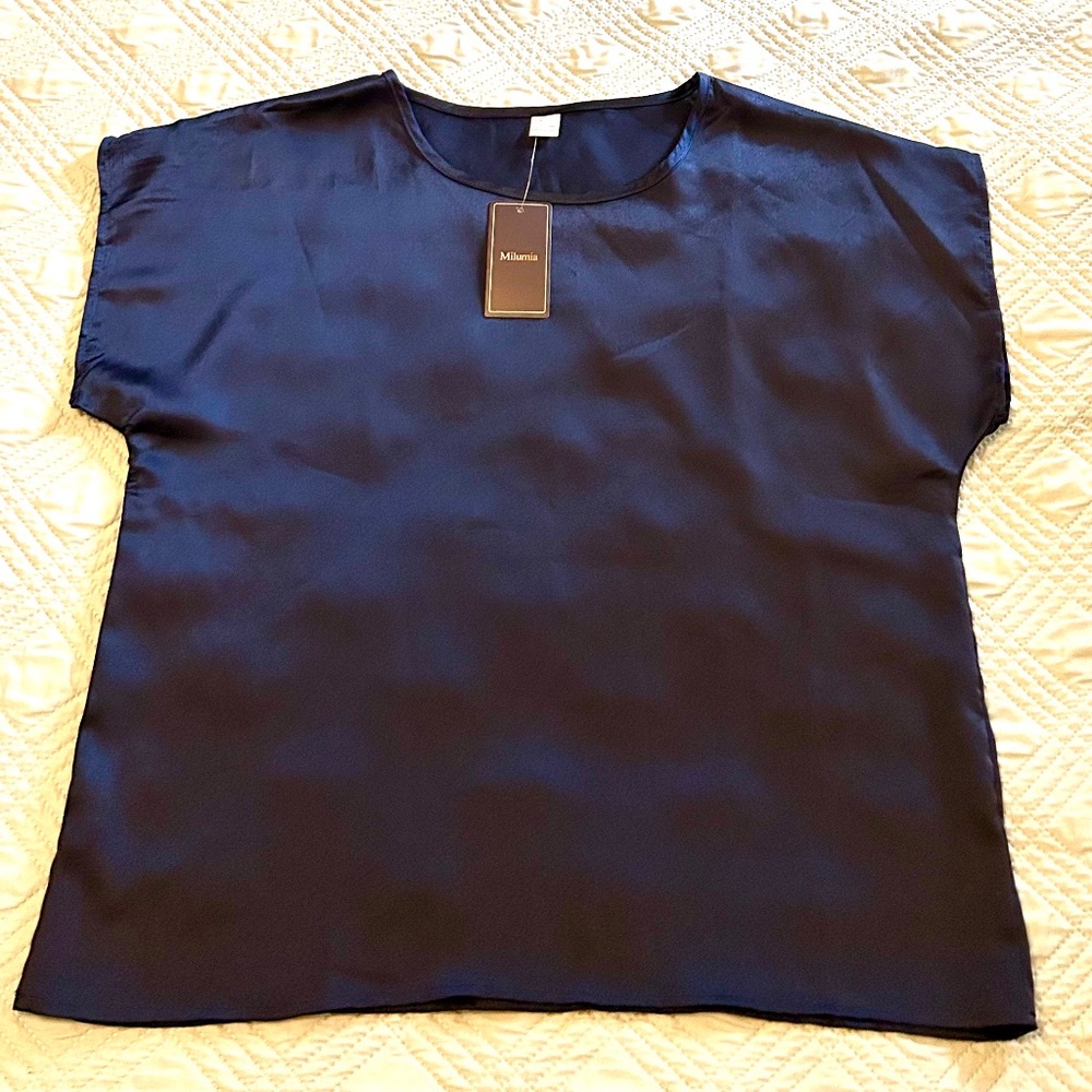 NWT, MILUMIA Women’s Navy Blue Silky Blouse, Sz L
